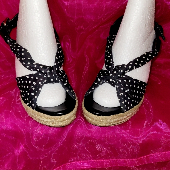 LAURA ASHLEY 8B 38 WEDGED SANDLES BLK /WHT CLOTH POKO DOT LEATHER PLATFORM SHOES - Picture 4 of 13